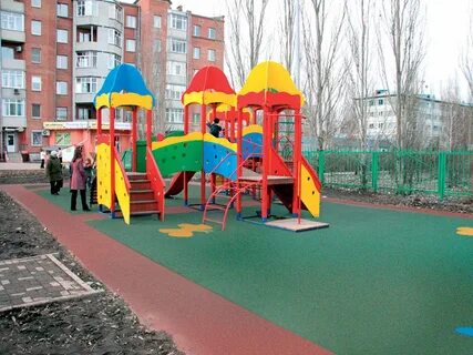Площадка ограничена
