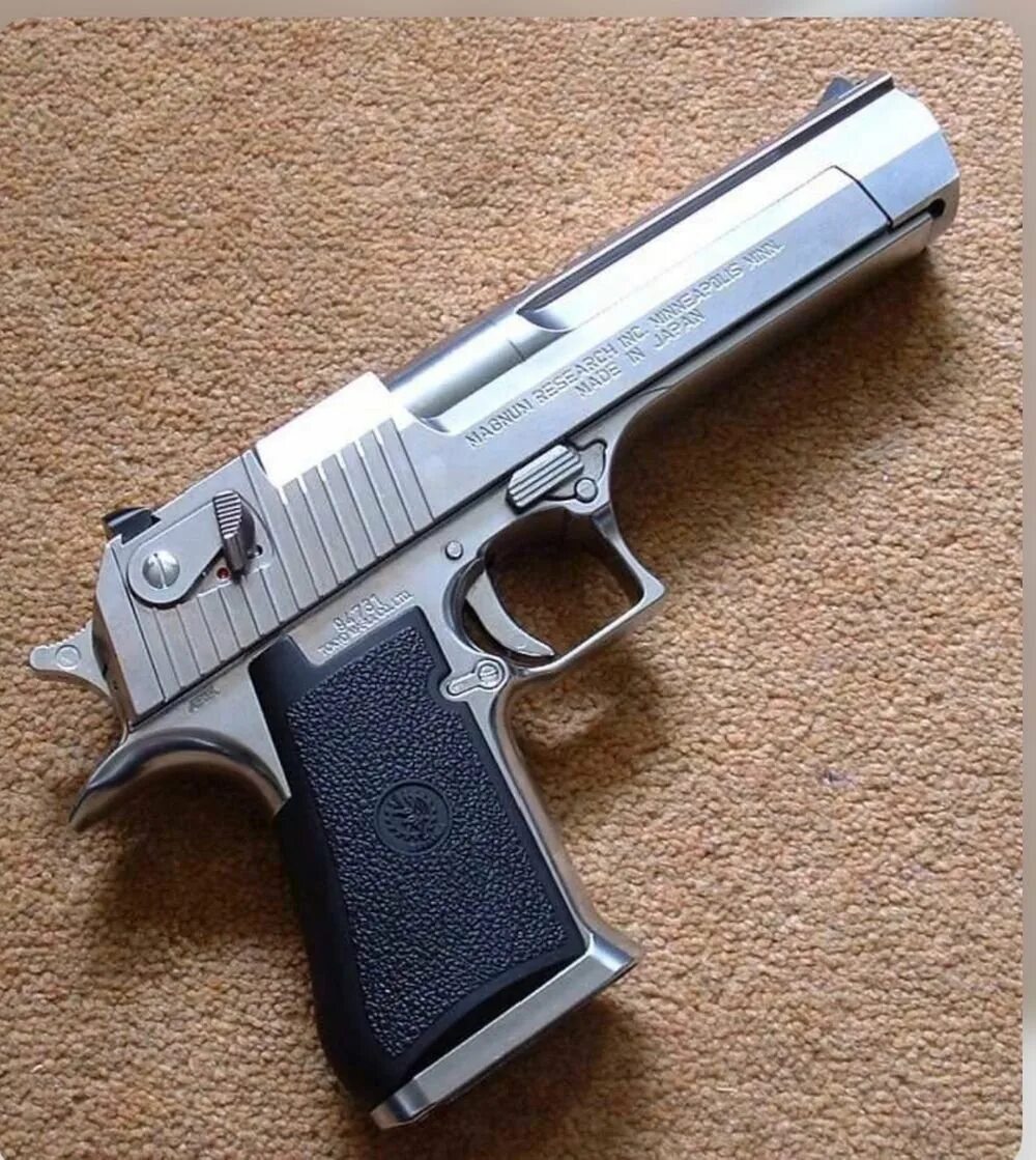 Сколько стоит дигл. Кольт Desert Eagle. Desert Eagle 7.62. Desert Eagle пустынный орёл.