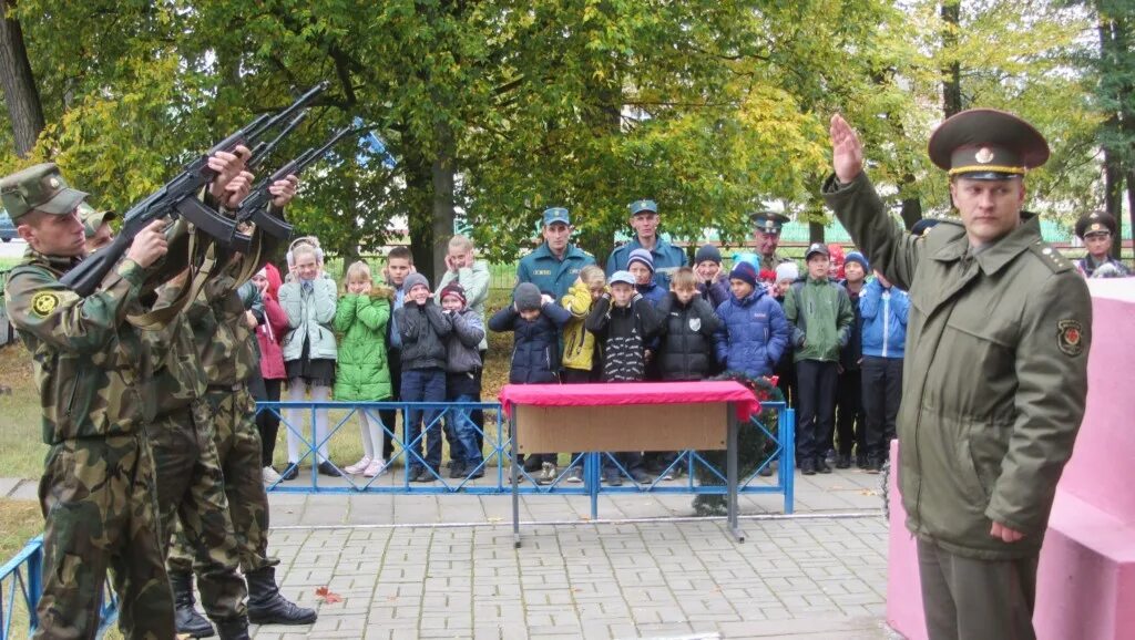 гомельская область жлобинский район деревня старая рудня. староруднянская средняя школа. грибное жд станция. топографическая карта беларуси. жлобин старая рудня.