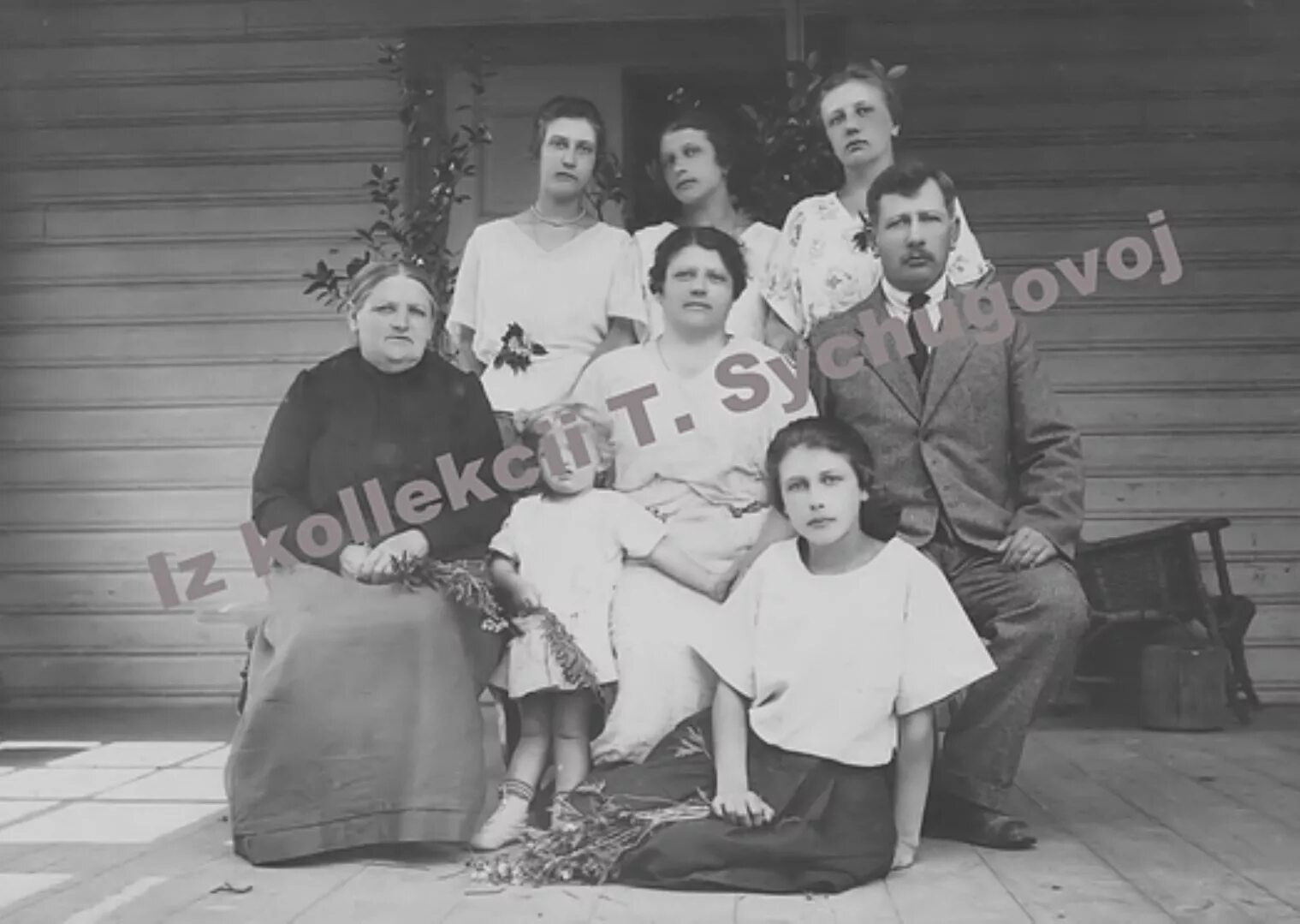 Семья голубевых кострома. Семья голубевых. Сапожок семья голубевы. Семья голубевых. Семья голубевых рязань.