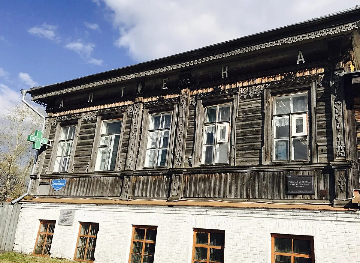 Верхотурье свердловская область монастырь. Верхотурье больница. Крестовоздвиженский собор (ужгород). Городская больница в верхотурье. Верхотурье больница.