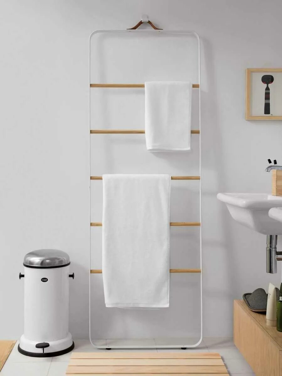 Напольные аксессуары. Полотенцесушитель Towel Rack r116. Напольная вешалка для полотенец в ванную. Полотенцедержатели для ванной комнаты. Полотенцедержатель напольный для ванной комнаты.