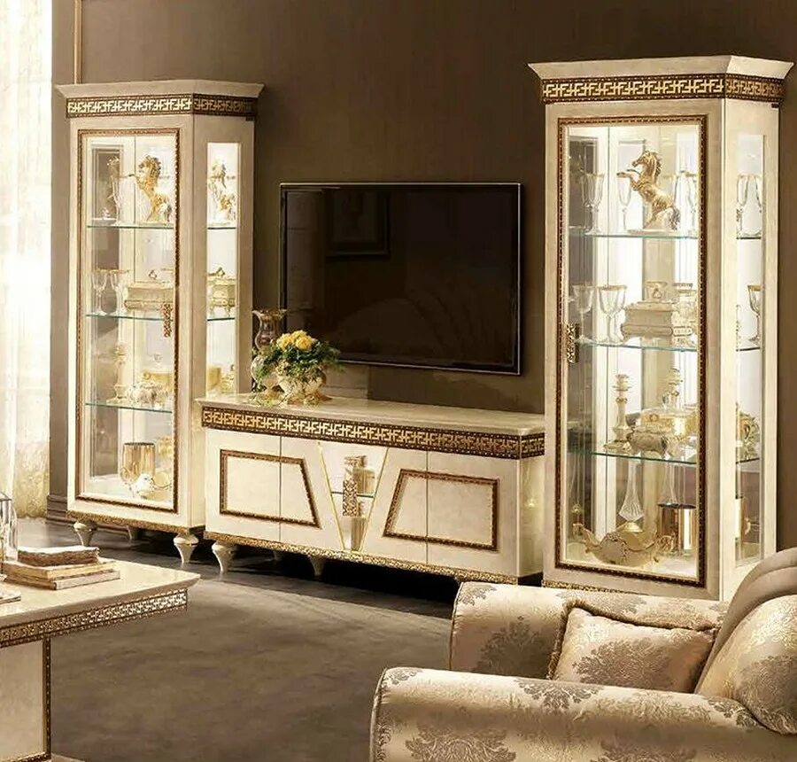 Гостиная arredo Classic Fantasia. Витрины arredo Classic Fantasia. Arredo Classic итальянская мебель. Итальянская гостиная классика монтополиано. Витрины слоновой кости