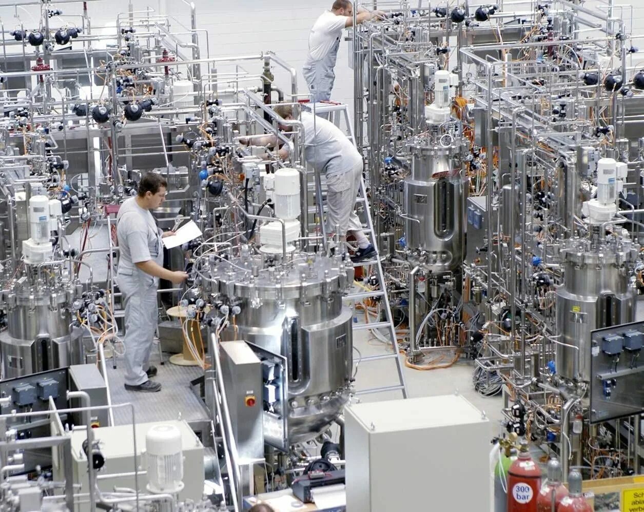 контроль качества оборудования. оборудование квалифицировано. оборудование фармацевтического производства. протокол квалификации оборудования. производство лекарственных препаратов.