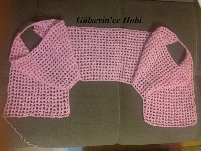 Узоры для реглана сверху. Реглан крючком сверху с ростком с v образным вырезом. Реглан крючком сверху. Кофточка крючком регланом сверху. Летняя блузка крючком свер.