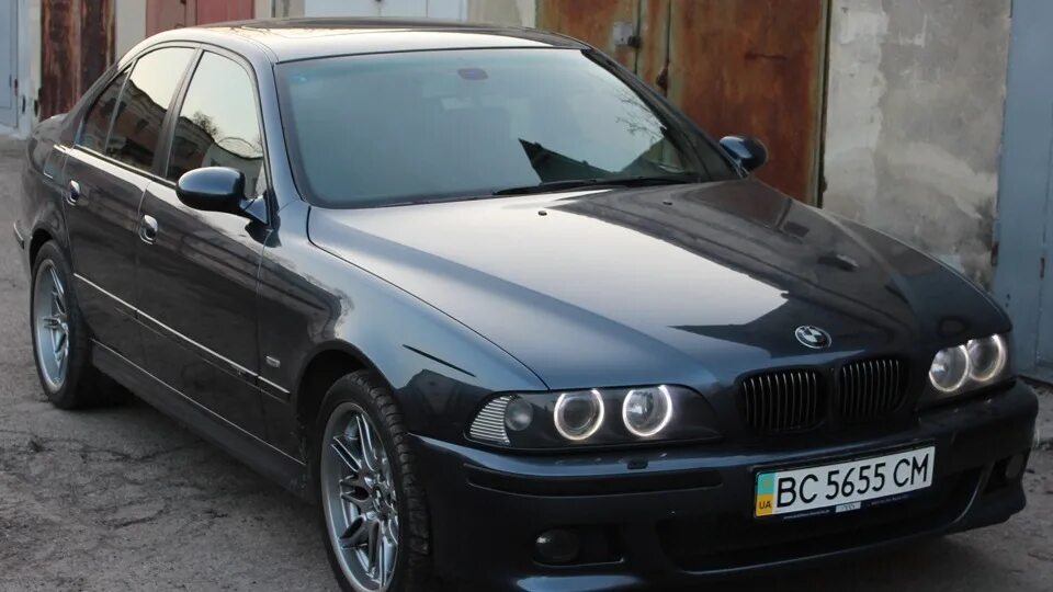 Бмв е39 дизель купить. BMW e39 2003. БМВ 530 е39. BMW 530d e39. BMW 530 e39 2003.