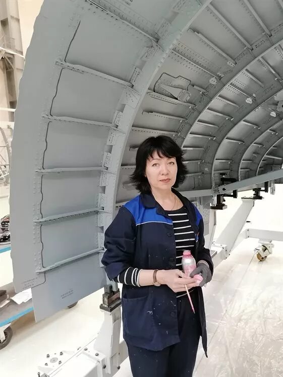 Авиационный завод авиастар. Ульяновский авиастар. Женщины авиастара. Профавиа авиастар. 45 корпус авиастар.