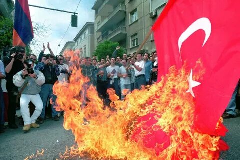 Армянская против королевской