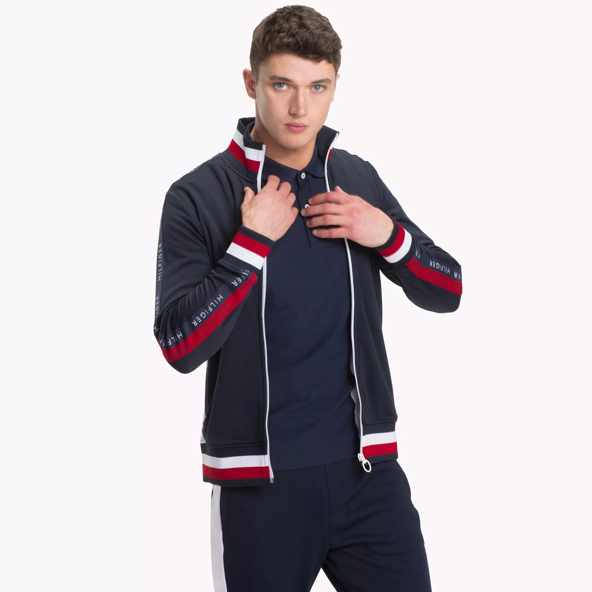 Спортивный костюм томми хилфигер. Костюм Томми Хилфигер. Костюм Tommy Hilfiger. Мужская спортивная форма Томми Хилфигер.