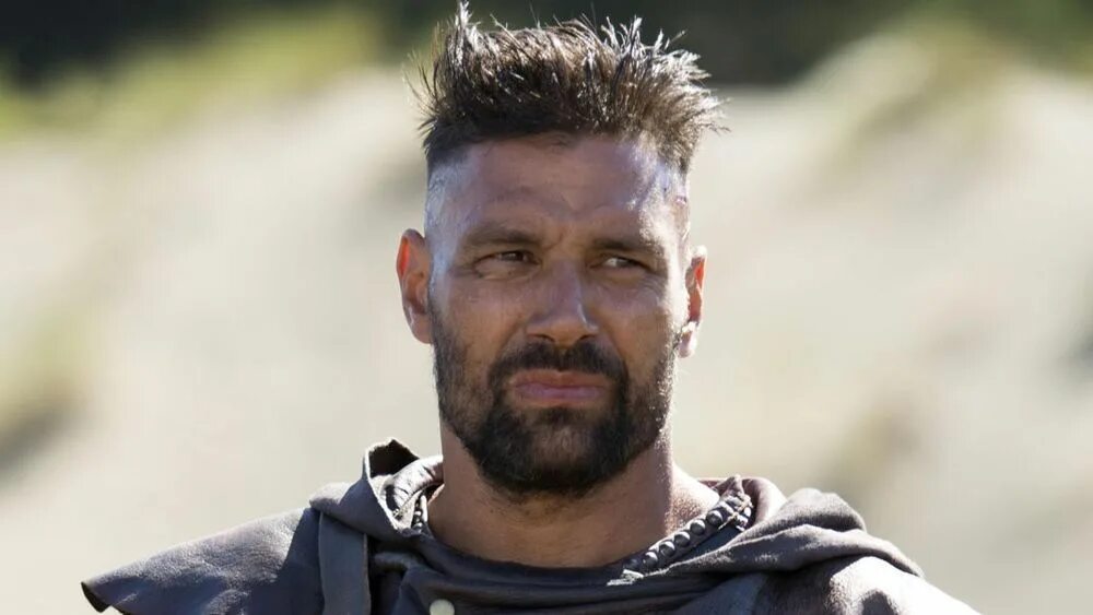 Ман беннетт. Ману беннетт. ману беннетт 2025. ману беннетт manu bennett. ману беннетт фото.