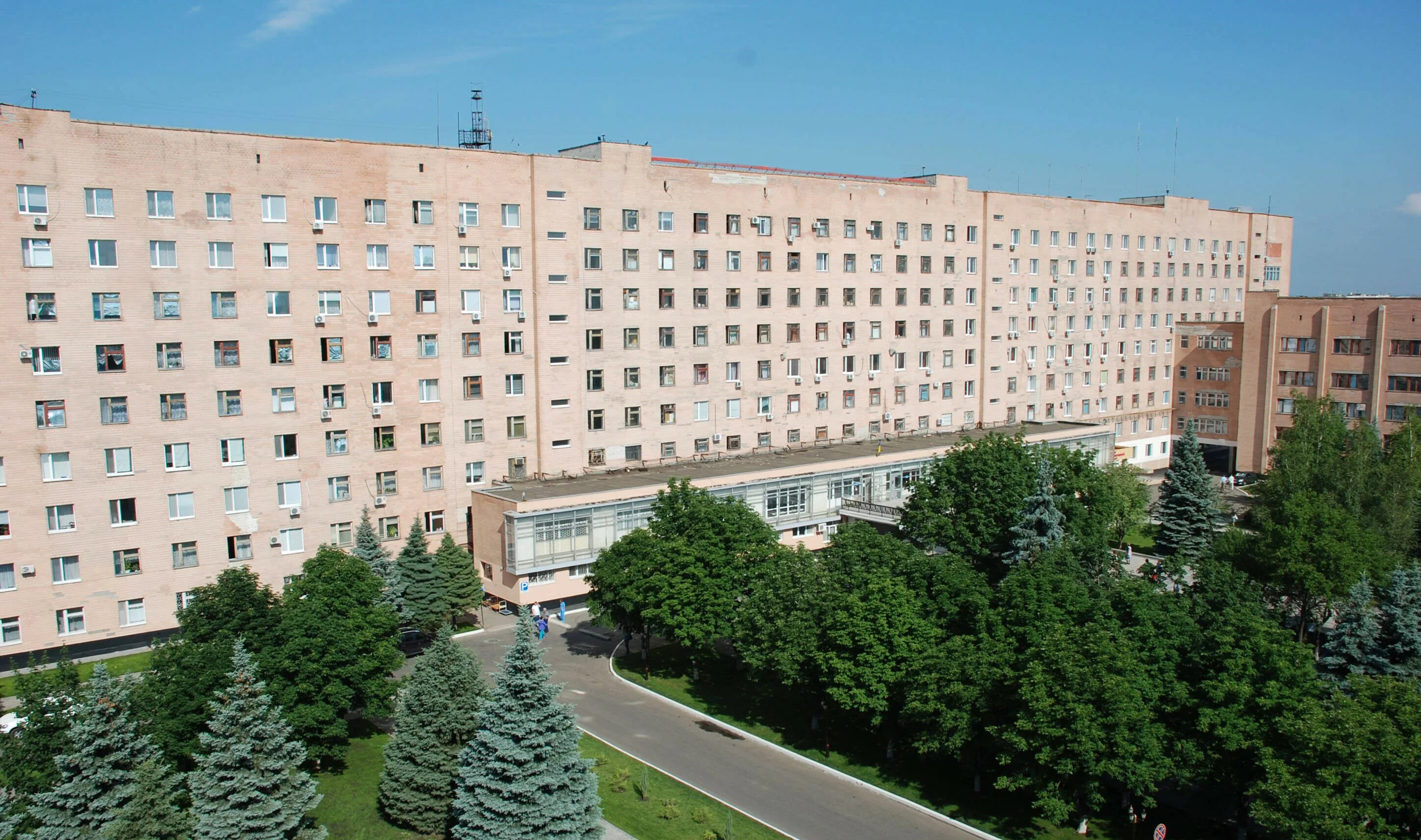 Луганская Республиканская клиническая больница (ЛРКБ). Областная больница Луганск. Больница в Луганске ЛРКБ. 7 Городская больница Луганск.