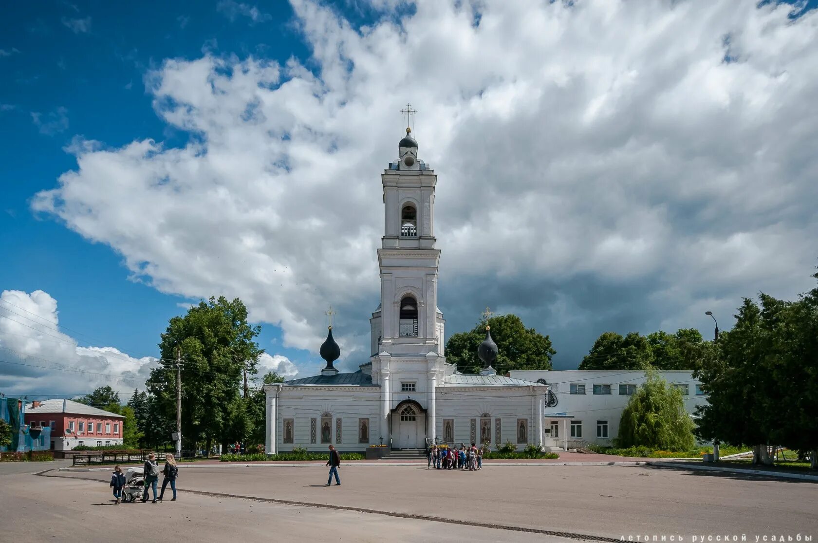 Тарусское время. Таруса Калужская. Таруса Калуга. Город Таруса Калужской губернии. Таруса достопримечательные.