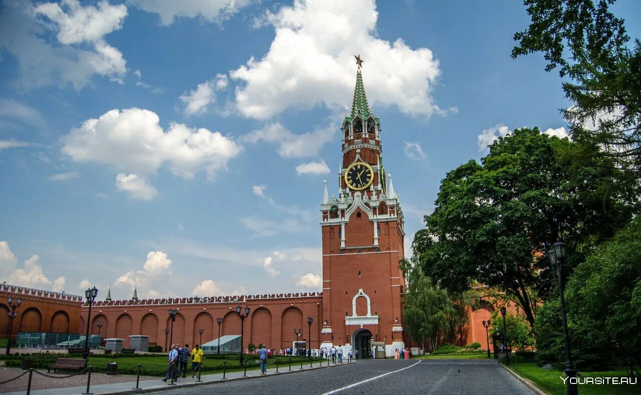 Знаменитые башни россии. Спасская (Фроловская) башня. Москва. Спасская башня, Кремль. Фроловская башня Московского Кремля. Спасскоая башниякремля.