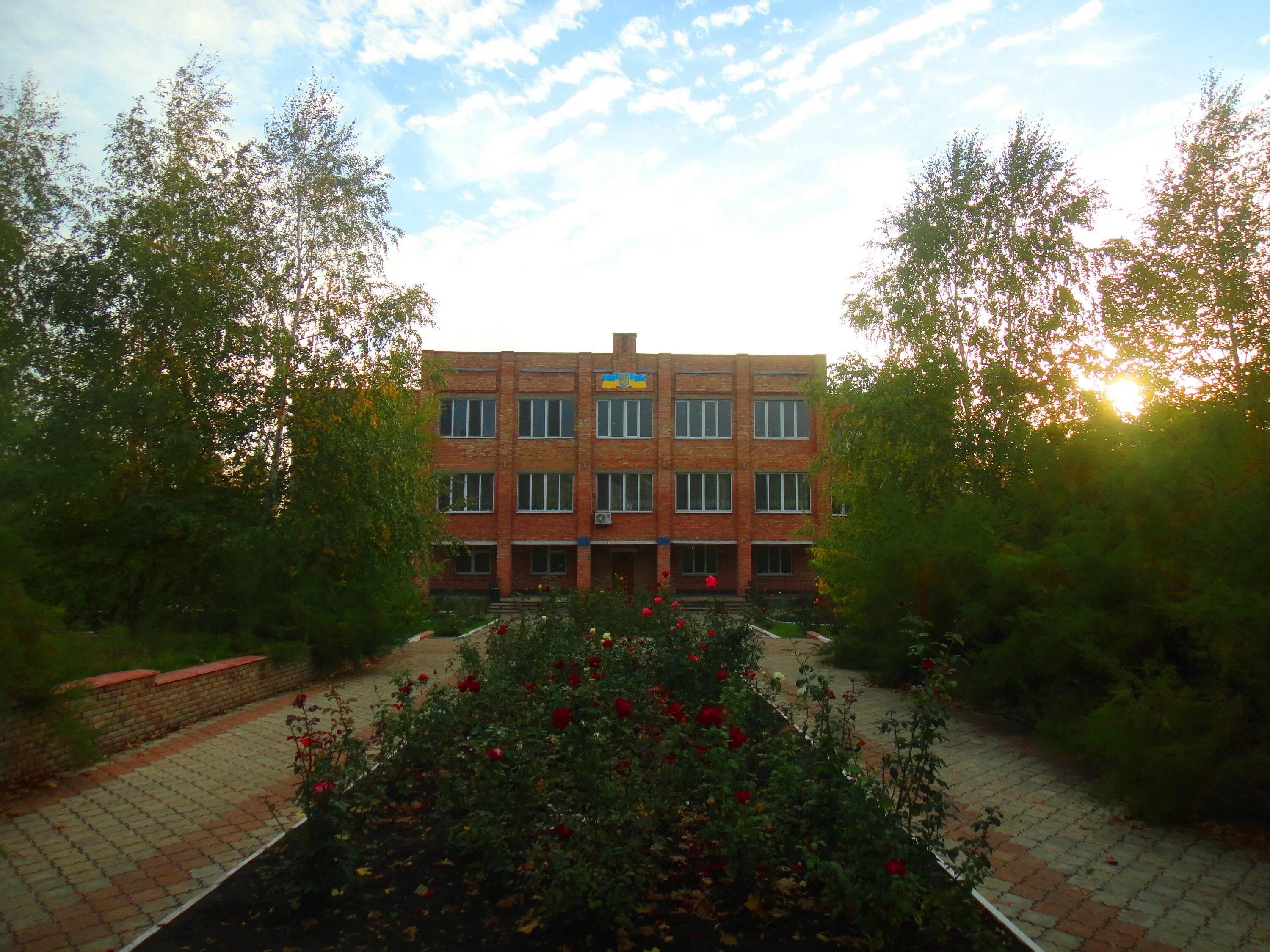 Поселок новодонецкое. Посёлок новодонецк донецкой области. Ново донецкое. Поселок новодонецкое донецкая область. Новодонецк донецкая область.