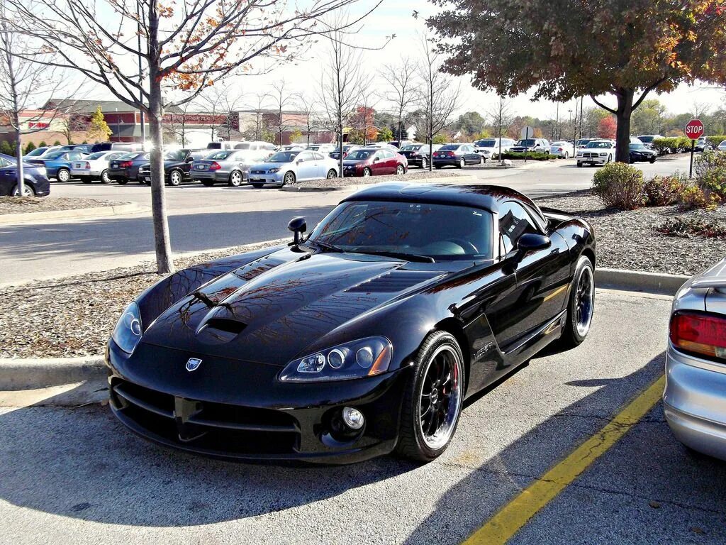 Ягуар xjl. Авто из америки. Dodge challenger srt8 black. Us car black. Us car black.