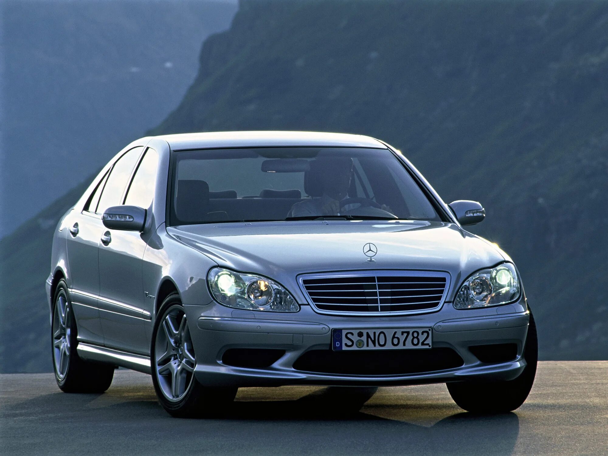 W220 класс. Mercedes-benz w220. мерседес бенц w220. mercedes benz amg 55 s220. mercedes benz s class w220.