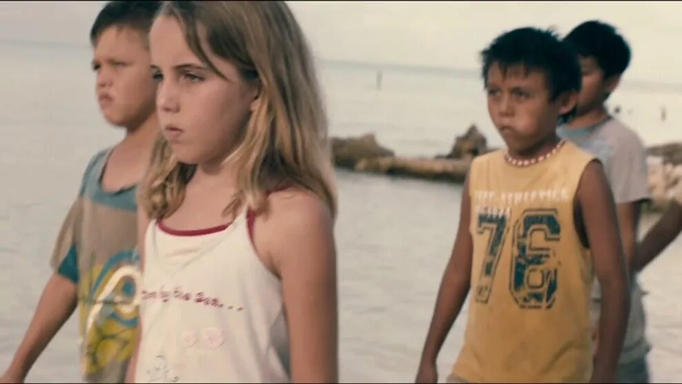 недетские игры фильм 2012. гэбриел бейтман детские игры. детские игры фильм 2011. остров для детей. детские игры фильм 2019 чаки.