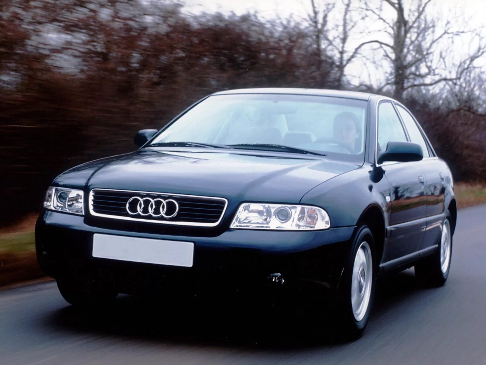 Ауди а4 б5 2000 года. Audi a4 b5 2000. Audi a4 1997. Audi a4 b5 Рестайлинг. Audi a4 b5 1997.