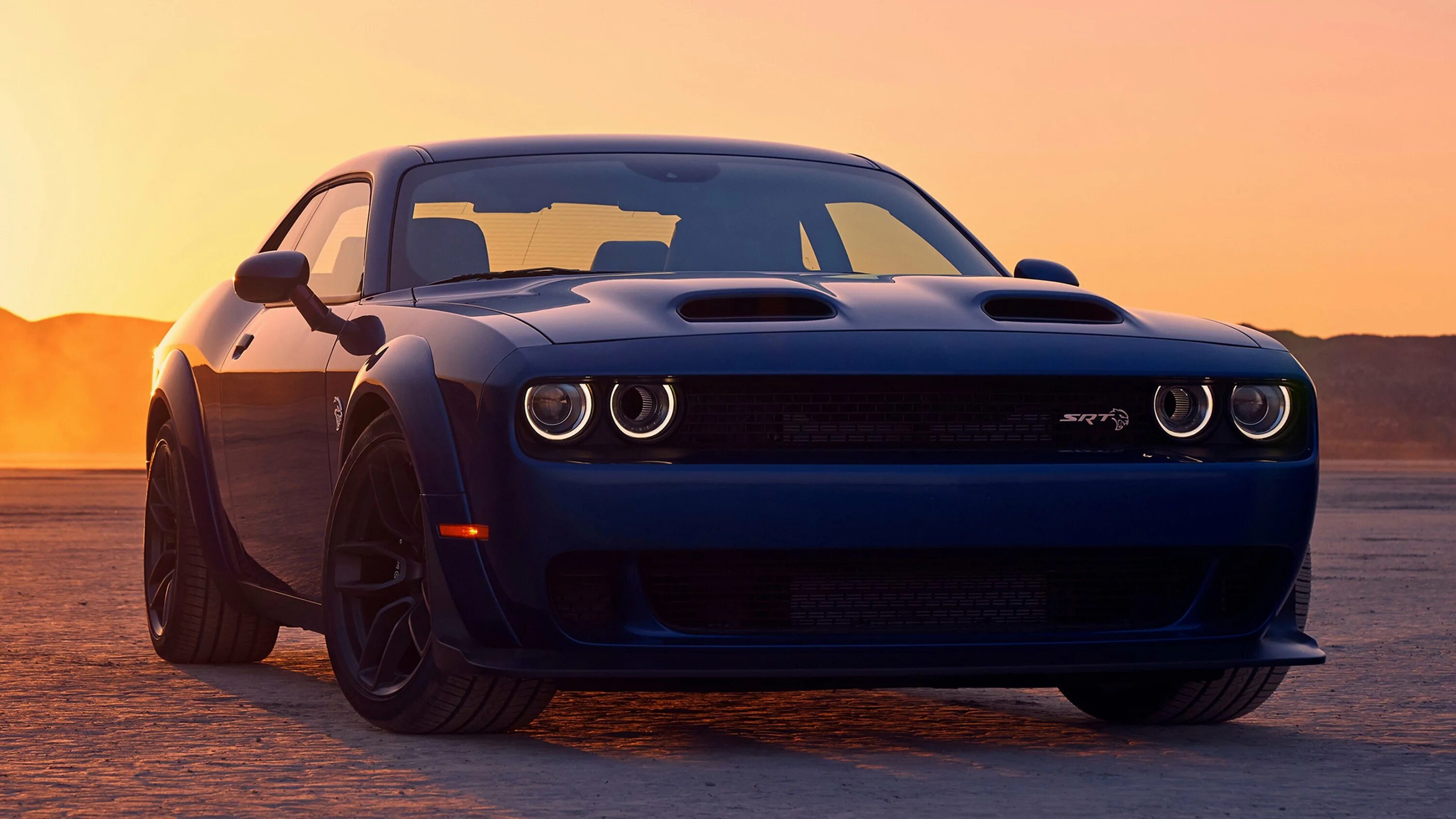 Обои додж челленджер. Додж Челленджер 2022. Dodge Challenger srt Hellcat. Dodge Challenger СРТ. Dodge Challenger Hellcat 4k.