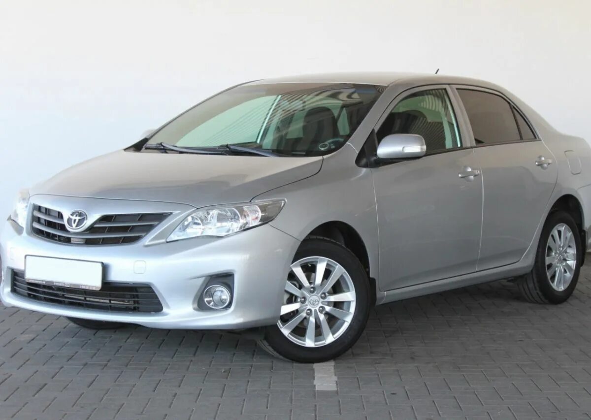 Купить короллу с пробегом в россии. Toyota Corolla 2012. Toyota Corolla e140. Тойота Королла 2011г серая. Toyota Corolla 2010.