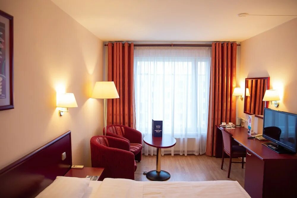Park inn by radisson poliarnie zori, murmansk 4*. В мурманском отеле. Гостиница полярные зори мурманск. В мурманском отеле. Мурманск рэдиссон полярные зори.