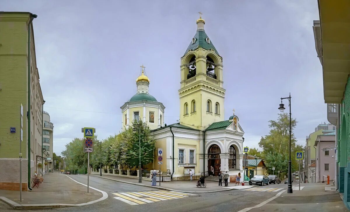 Храм на кропоткинской илии пророка. Храм илии пророка обыденного (москва). Храм илии пророка обыденного (москва). Храм пророка илии в москве. Храм пророка илии в москве.