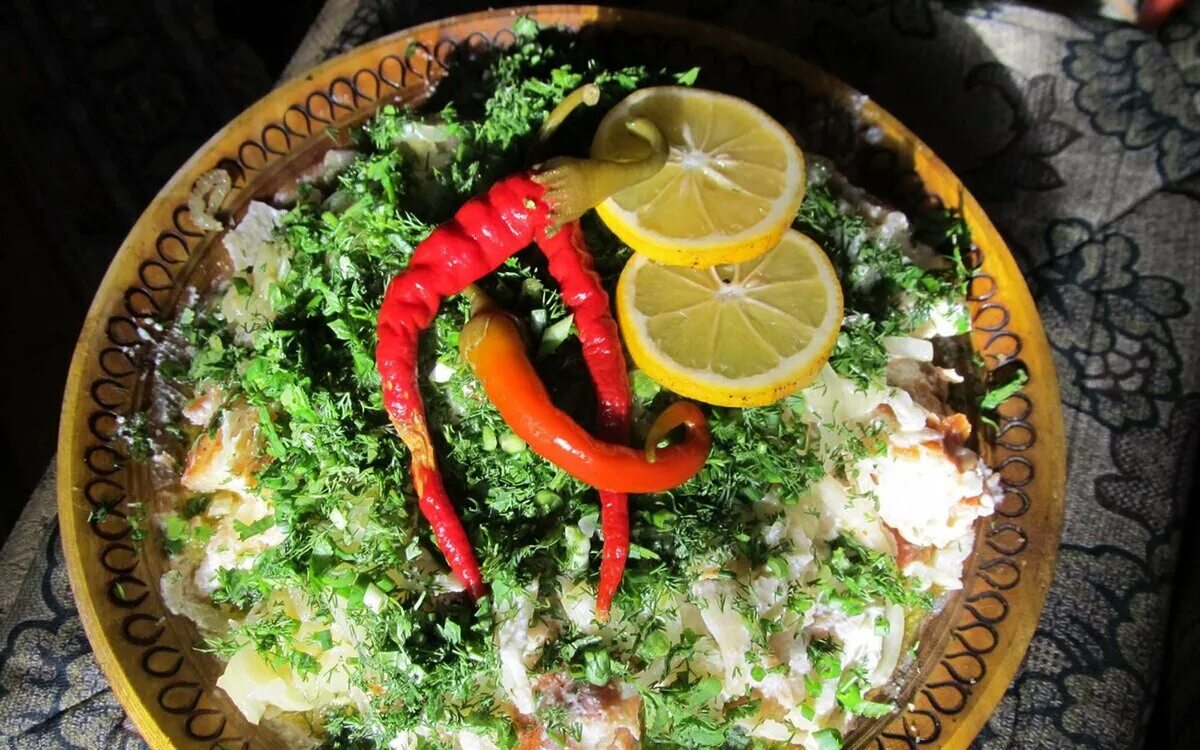 Куртоб рецепт. Национальное блюдо таджикистана курутоб. Шакароб курутоб. Таджикская еда курутоб. Куртоб рецепт.