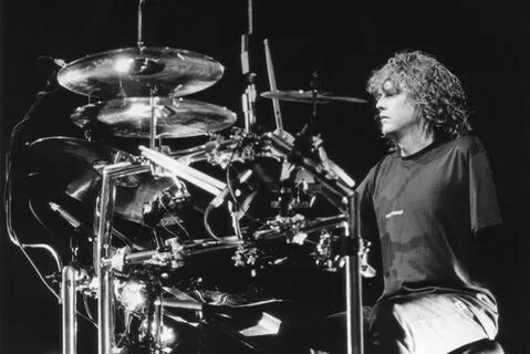 Барабанщик def leppard