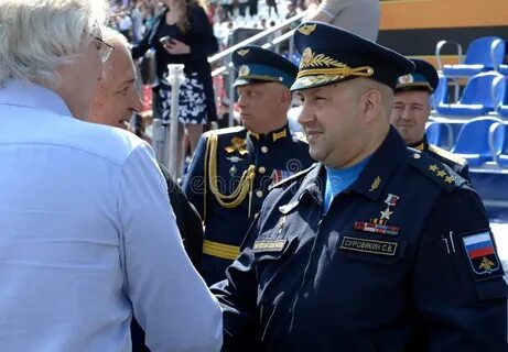 Командующий воздушно космическими силами