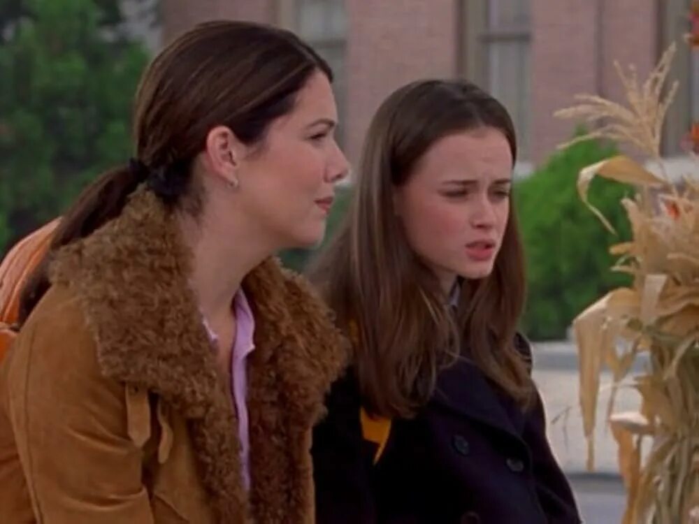 Сестры гилмор. Скотт коэн девочки гилмор. девочки гилмор дом. lauren graham alexis bledel.