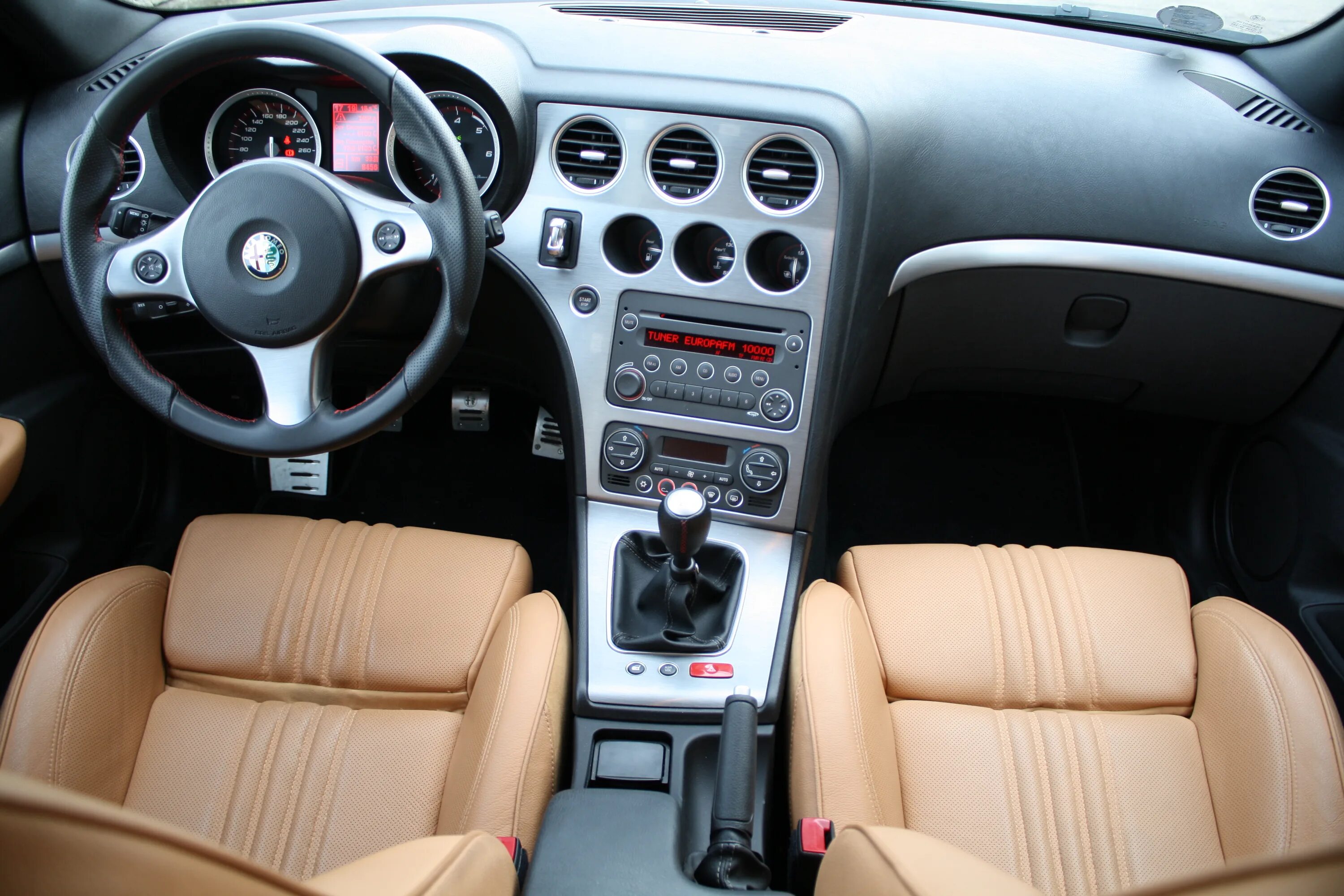 Салон альфа ромео. Alfa Romeo 159 ti. Альфа Ромео 159 салон. Alfa Romeo 159 ti салон. Alfa Romeo 159 Interior.