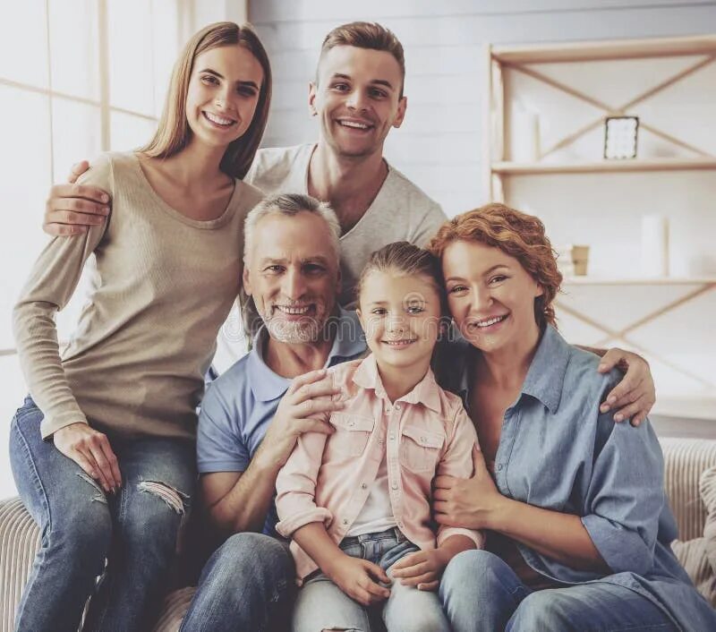 Современная семья. We big family. Большая счастливая семья. Большая группа людей. Big family vlog.