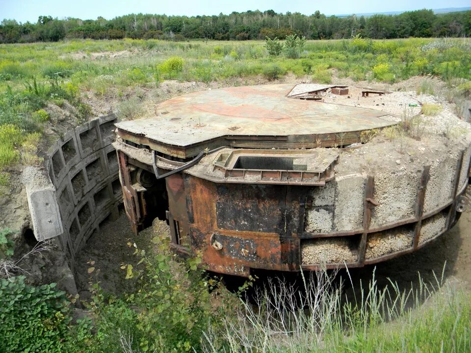 Заброшенные ракетные шахты. Бывшие ракетные шахты. Шпу мбр ур-100. Бывшие ракетные шахты. Бамут ракетные шахты.