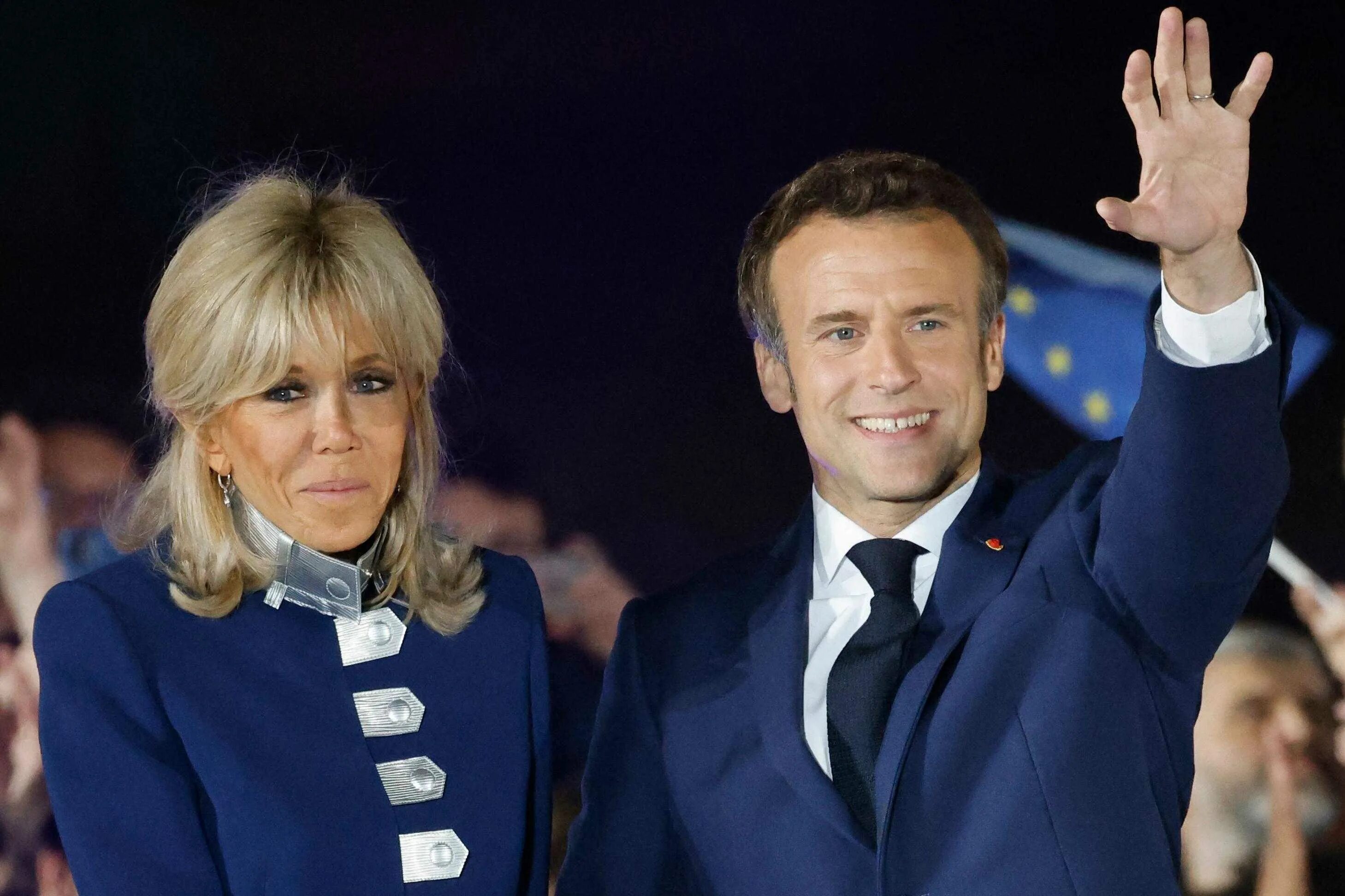 Эммануэль Макрон и Бриджит Макрон 2022. Жена президента Франции Макрона. Эммануэль Макрон с женой 2022.