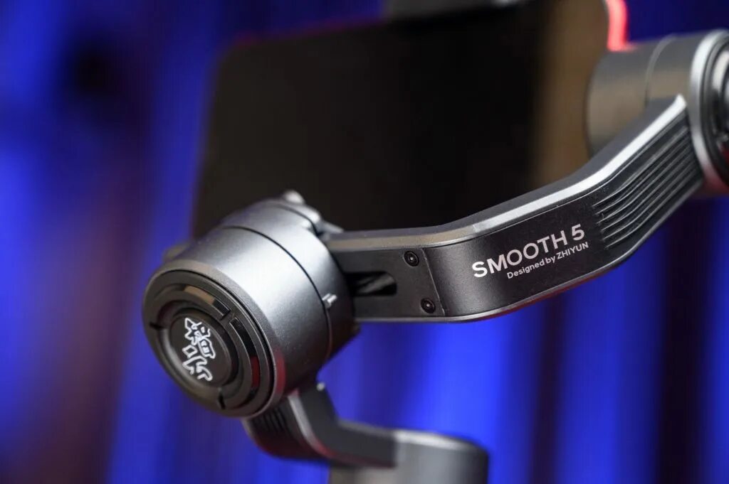Zhiyun smooth 5. Стабилизатор zhiyun smooth 5. zhiyun smooth 5 combo. стабилизатор для смартфона zhiyun smooth 5 черный. операторский монитор zhiyun 5.5.