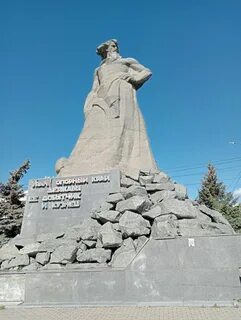 Сказ об урале памятник