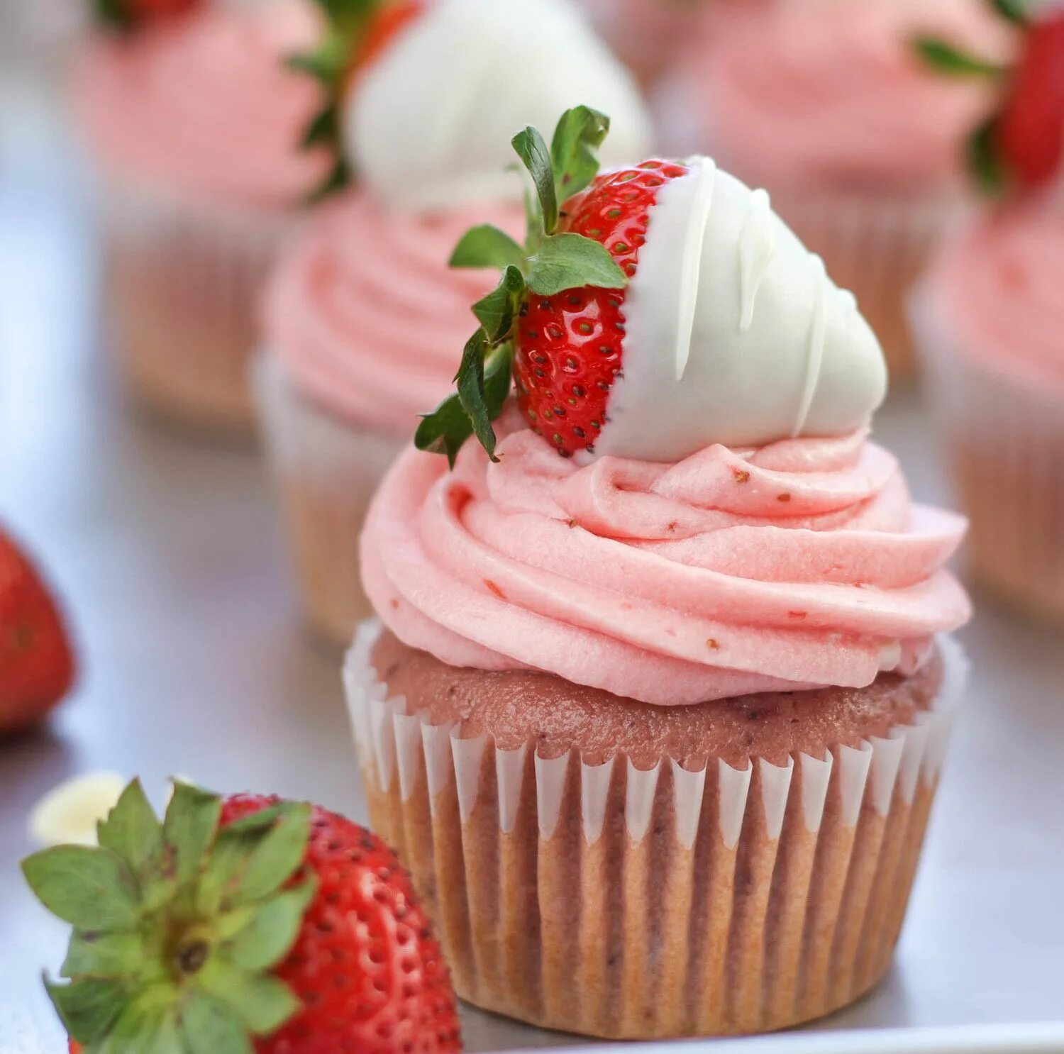 Strawberry cream 1. Strawberry cupcake. strawberry cream. strawberry frosting. strawberries with cream.