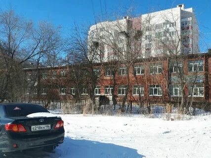 Космонавтов 90