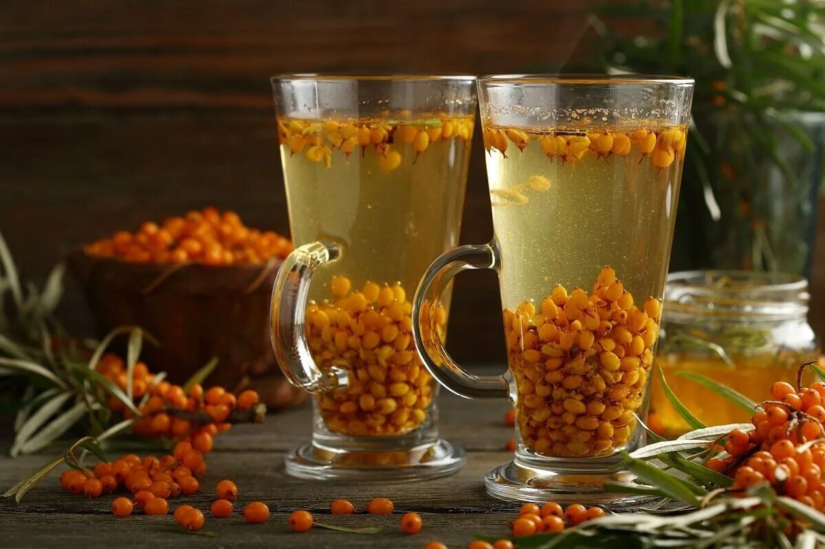 Чем полезен чай с облепихой. Sea buckthorn чай с облепихой. настойка облепиховая sea buckthorn. облепиховый узвар. компот из облепихи.