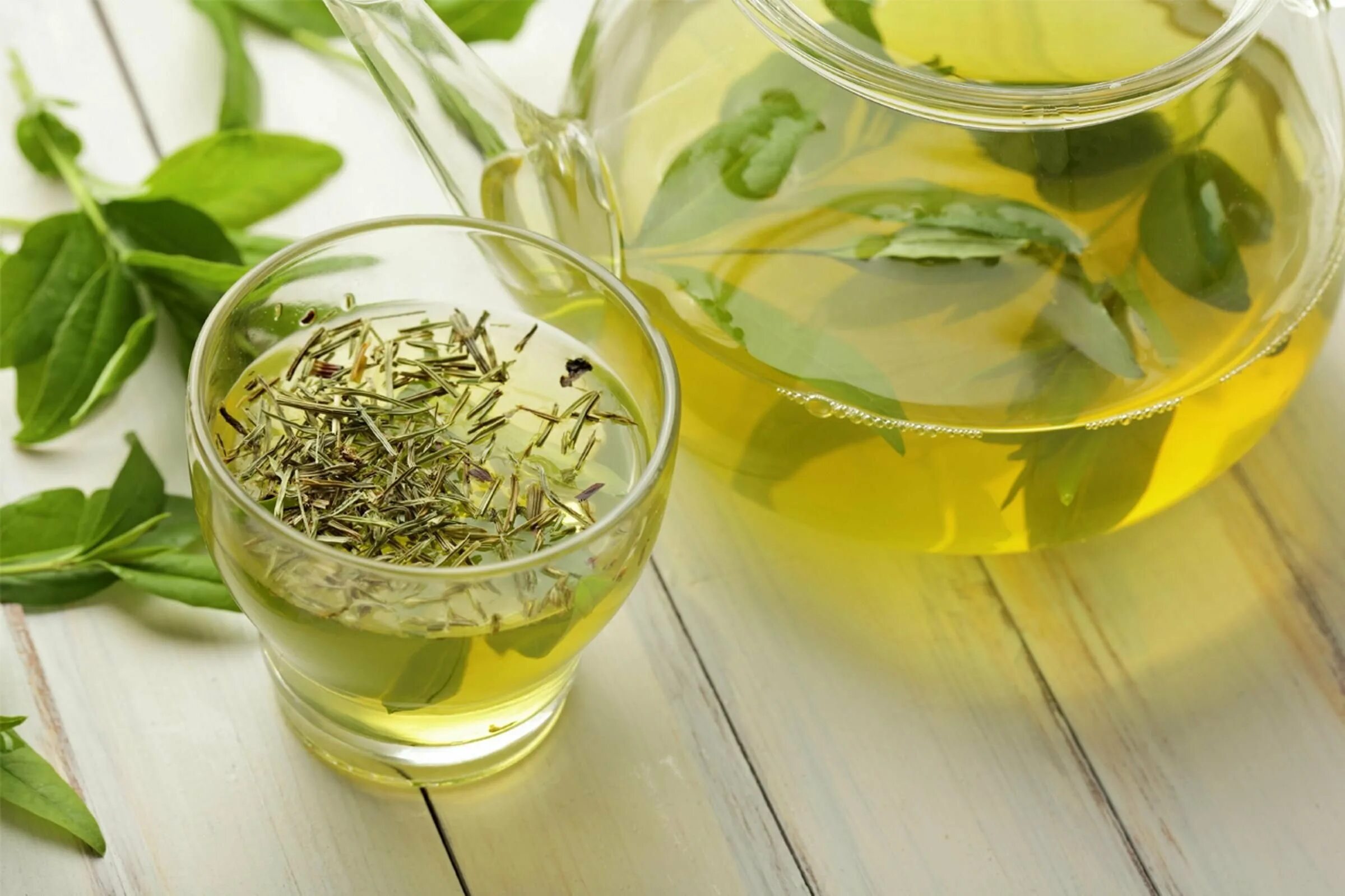 Чай зеленый "чай Великого императора". Зеленый травяной чай. Чай из трав зеленый. Травяной настой.