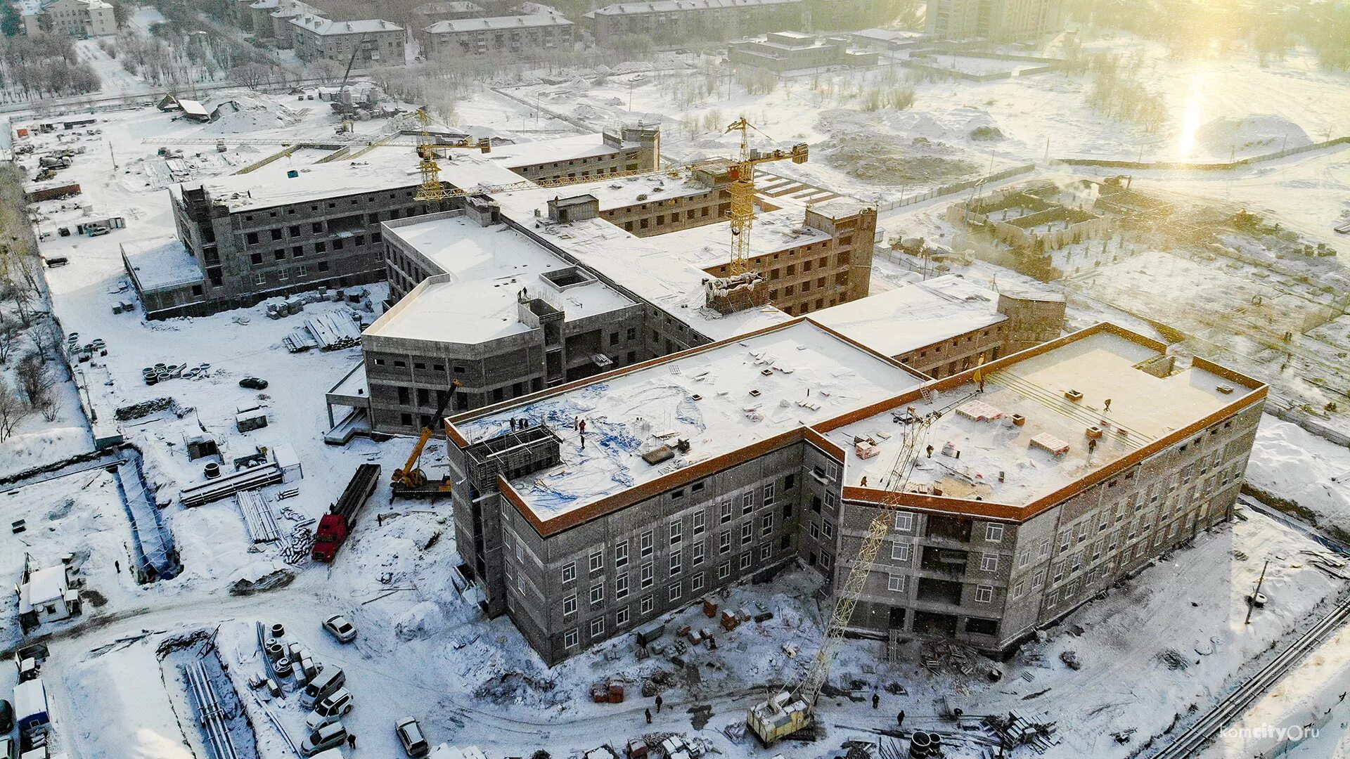 детский больничный комплекс комсомольск. новая больница детская в комсомольске-на-амуре строящаяся. детского больничного комплекса в городе комсомольске-на-амуре. строительство больничного комплекса. строительство.