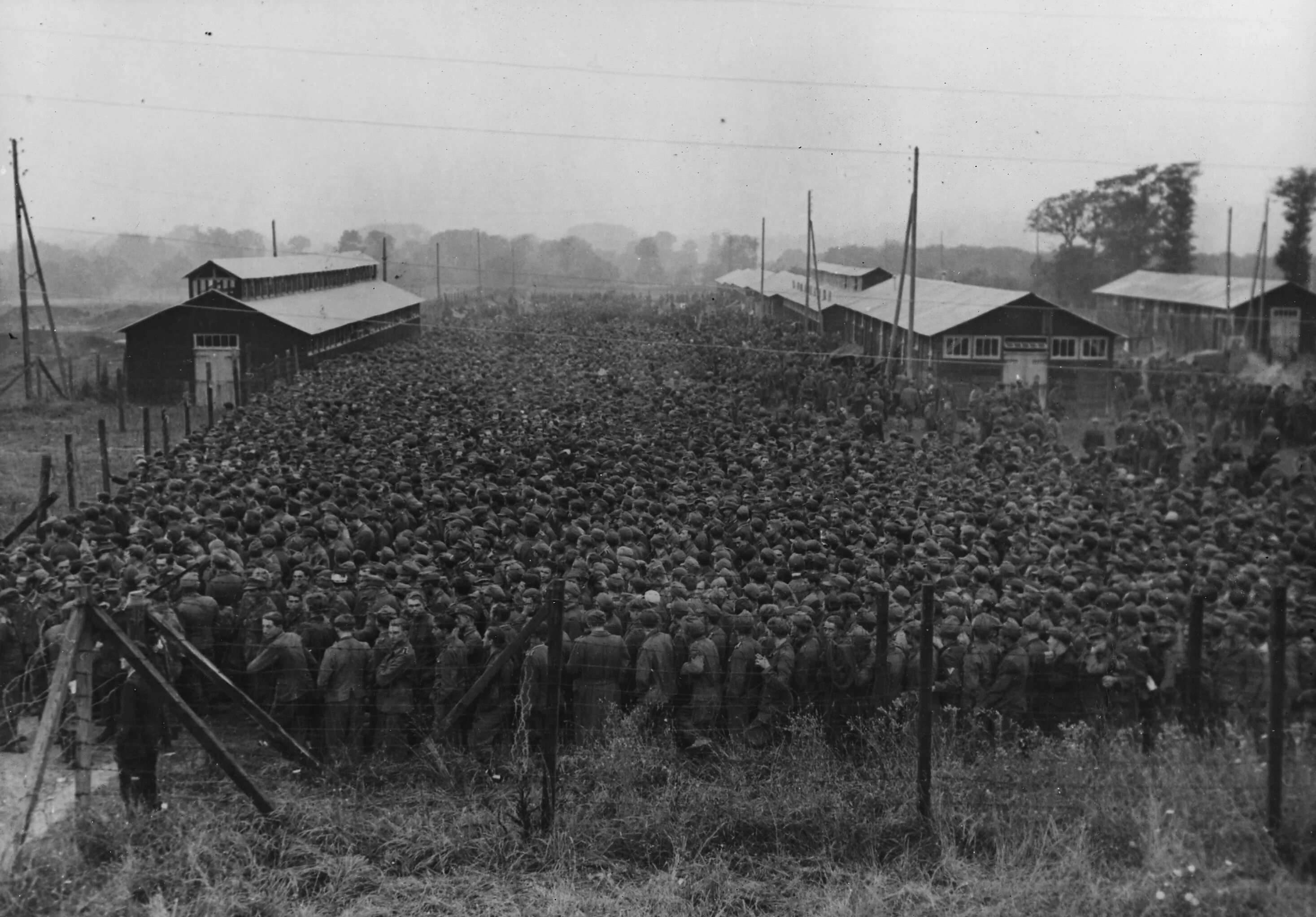 война вов военнопленные советские солдаты. великая отечественная война 1941-1945 пленные концлагеря. осужденные военнопленные. осужденные военнопленные. пленные красноармейцы 1941 унтерменш.
