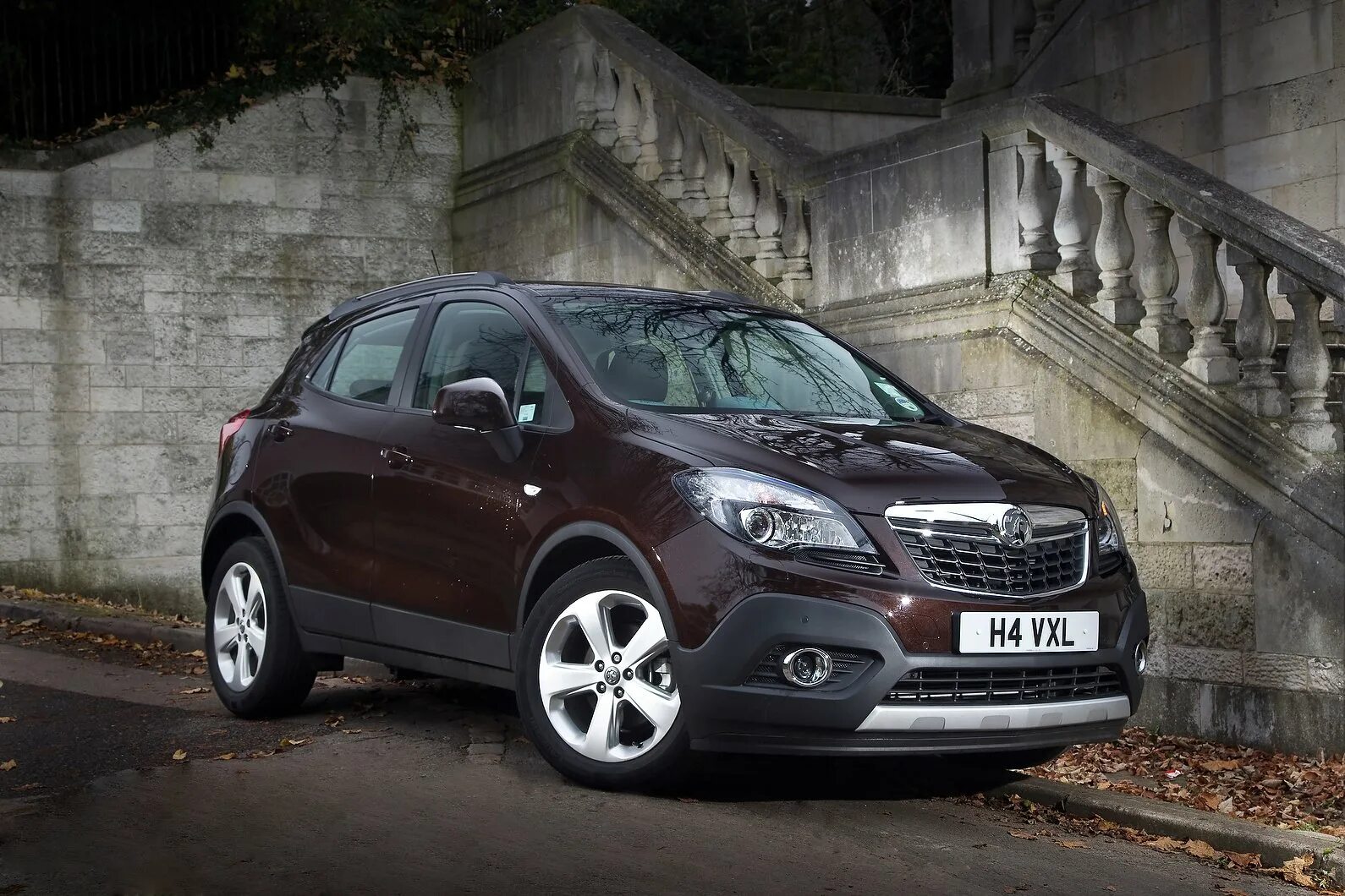 Мокко ли. Opel Mokka коричневый. Vauxhall Mokka 2016. Опель Мокка черный. Опель Mokka 11-494.