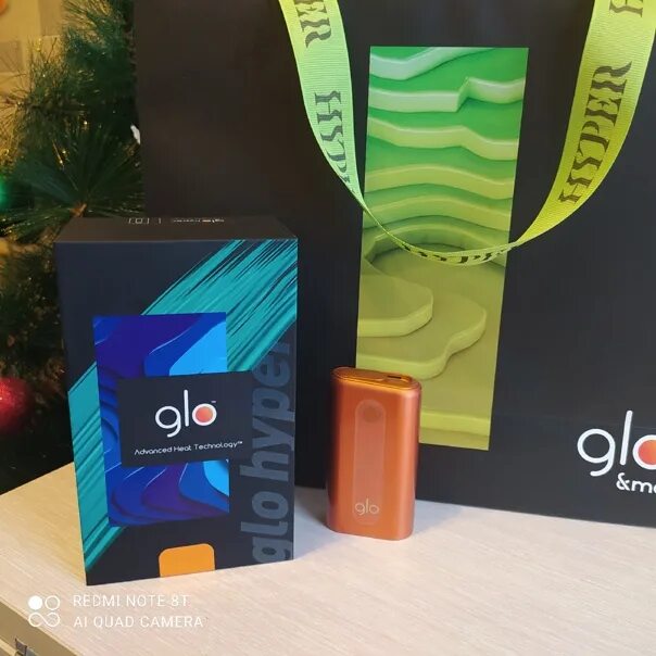 Glo xs купить. Glo Hyper Plus Сибирь. Glo Hyper Plus зеленый. Симки для гло ХАЙПЕР. Устройство нагрева табака лимитированный гло ХАЙПЕР.