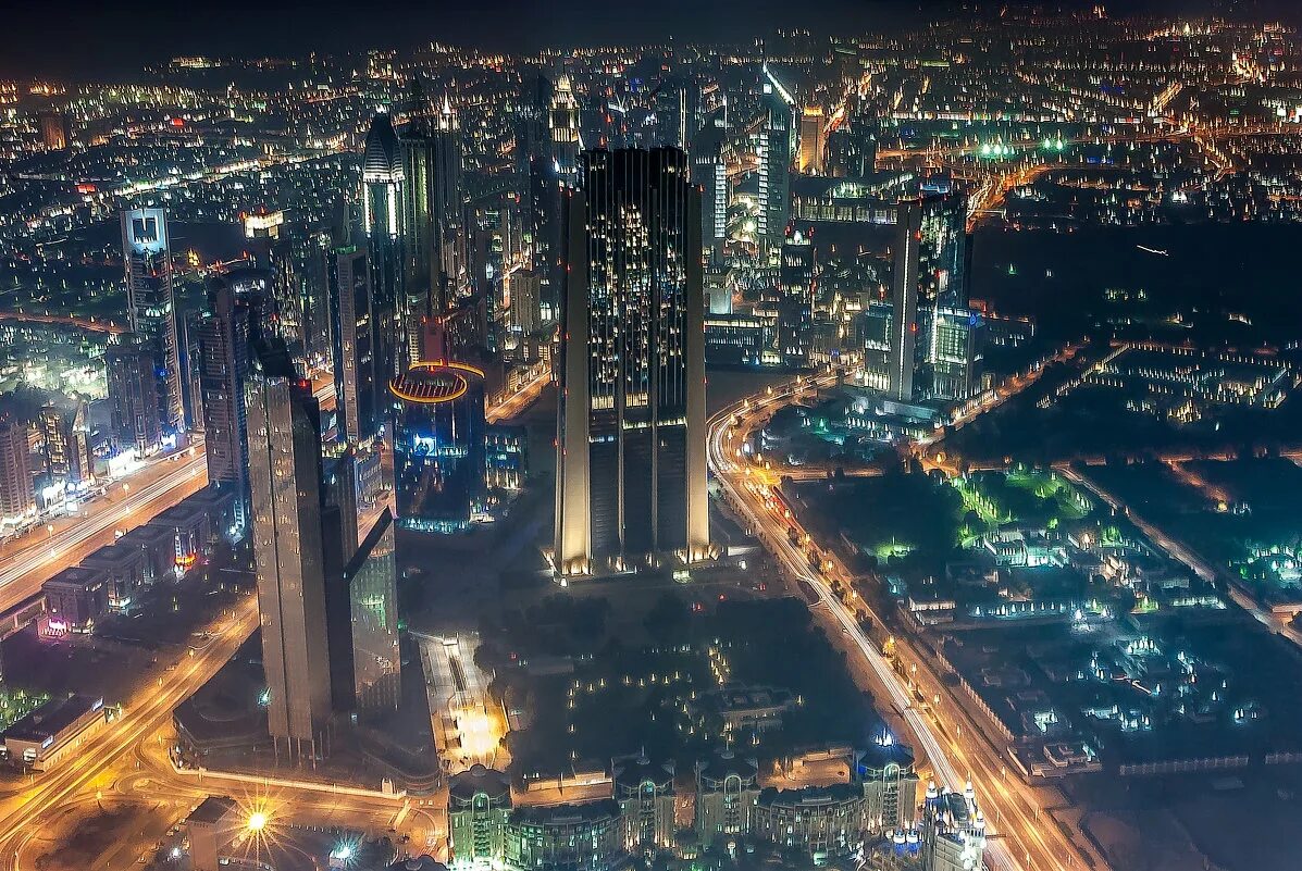 Дубай бурдж халифа смотровая. 124 этаж. Смотровая площадка в бурдж халифа 154 этаж. 124 этаж. Бурдж халифа вид с 124 этажа.