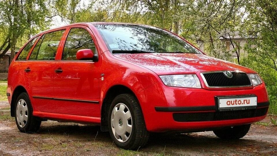 Фабия универсал 1.4. Шкода Фабия 2002. Шкода Фабия 1. Шкода Фабия 1.4 2001. Skoda Fabia 2002 1.4.