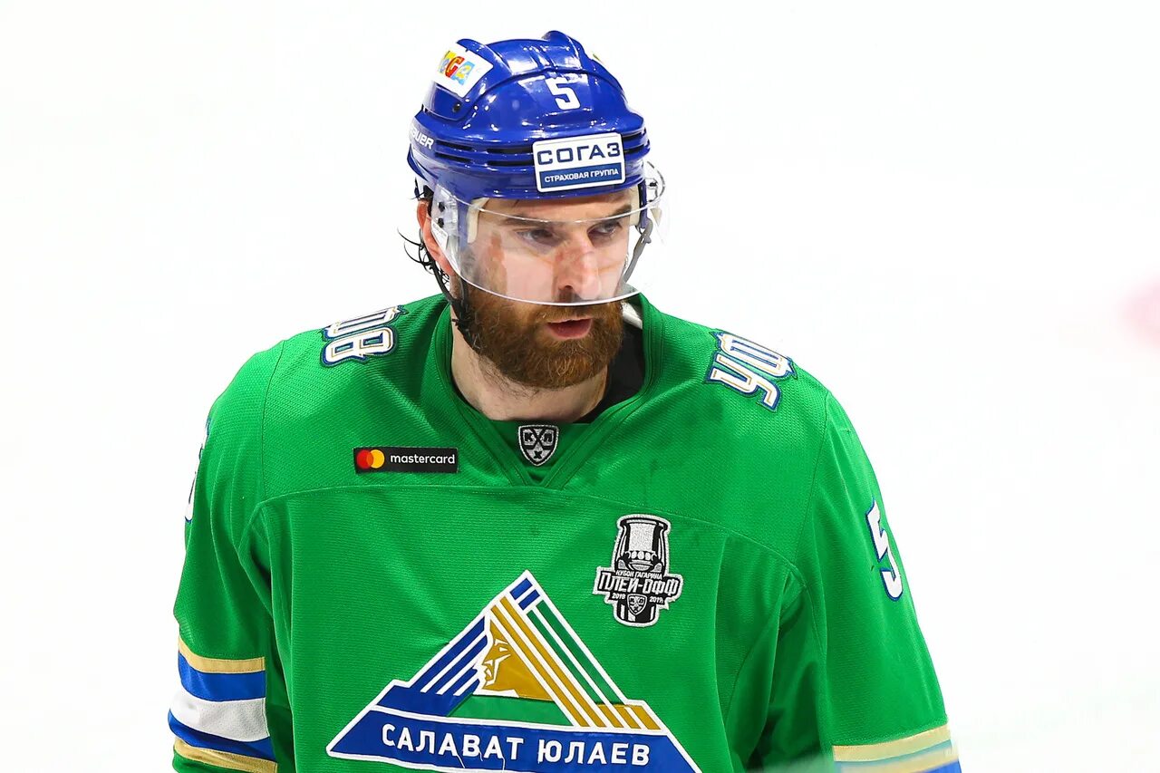 Овечкин фото hd. Хоккеист по прозвищу гусь. Хоккеист по прозвищу гусь. Лучший русский хоккеист. Хоккеист по прозвищу гусь.