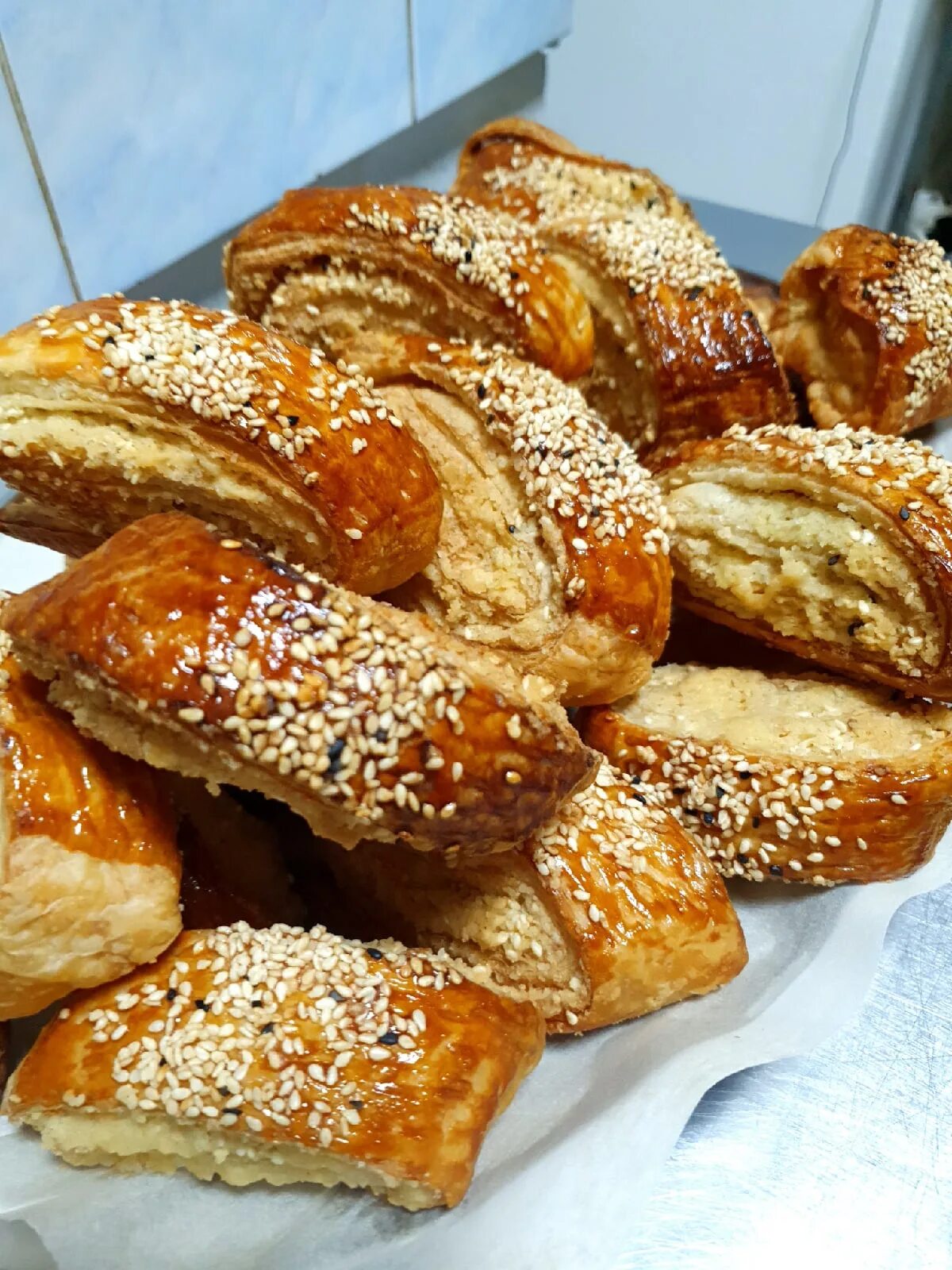 Армянское печенье гата. Кята карабахская. Армянская гата от бабушки эммы. Армянская гата от бабушки эммы. Кята армянская.