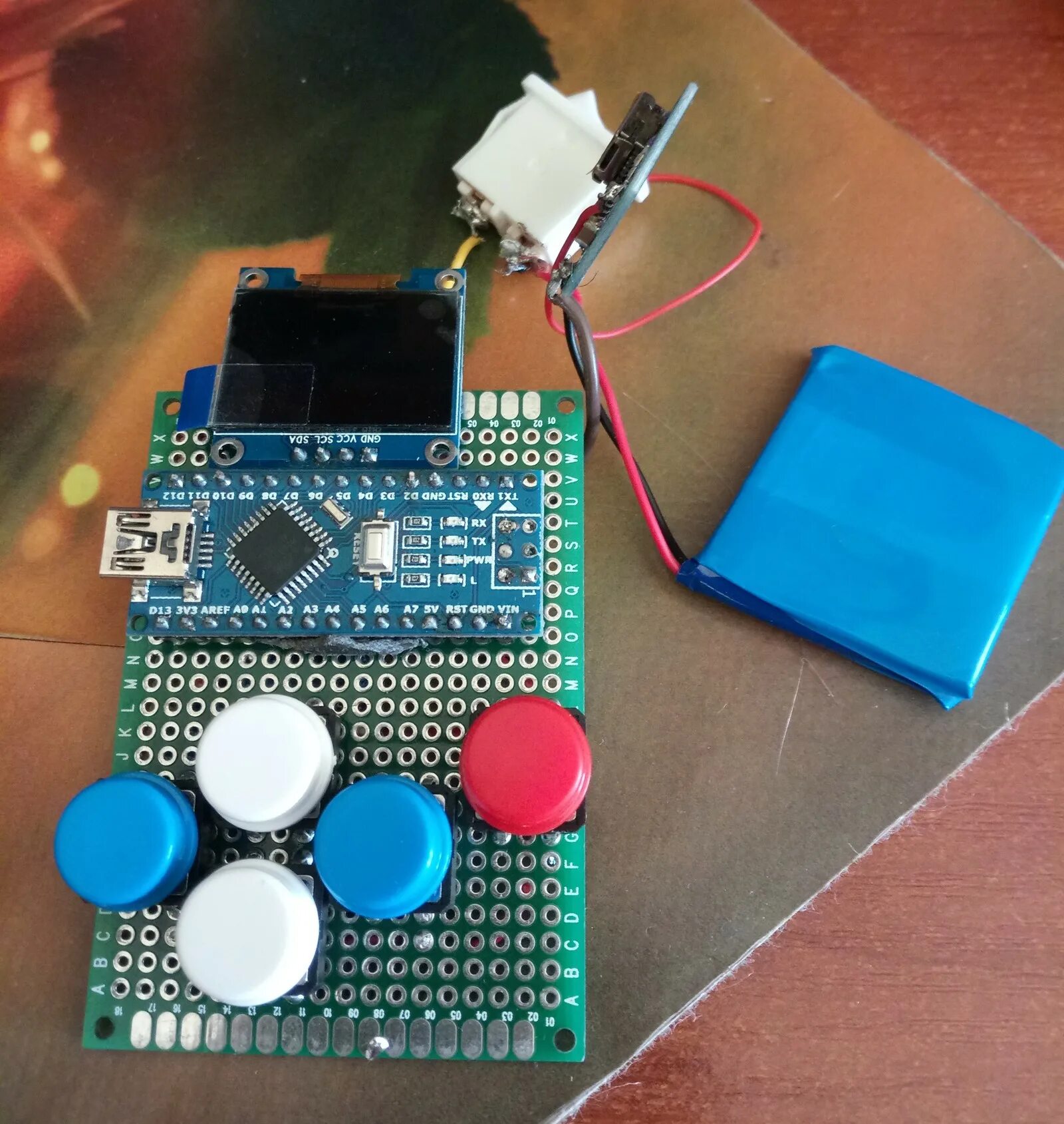 Arduino консоль. Arduino uno тетрис. игра на ардуино. игры на ардуино с oled дисплеем. тетрис на ардуино.