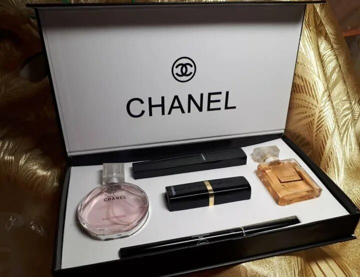 Летуаль Шанель наборы. Лэтуаль духи Шанель. Парфюмерный набор Chanel 5в1. Косметика Шанель в летуаль.